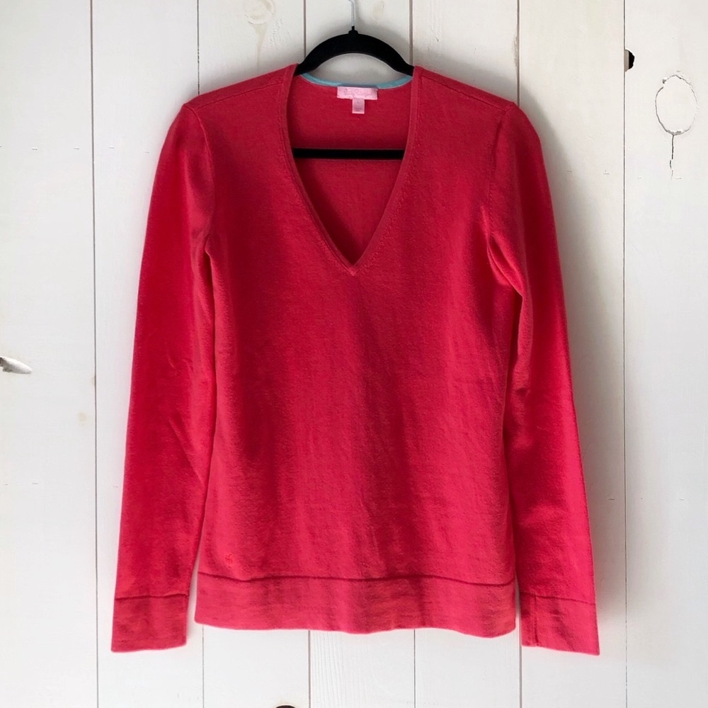 Lilly Pulitzer Vibrant Salmon Pink Long Sleeve V-Neck Sweater Size Large